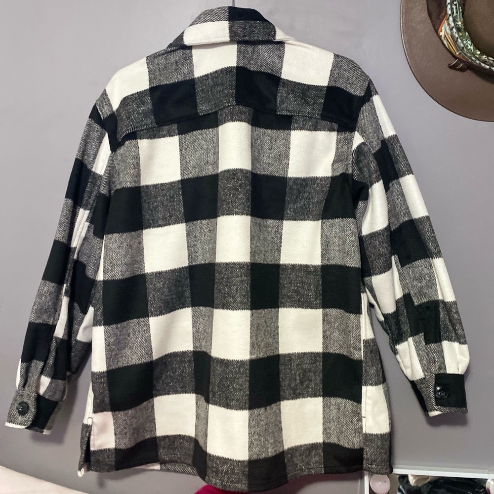 Plaid Oversized Shirt Jacket - Picture 3 of 5